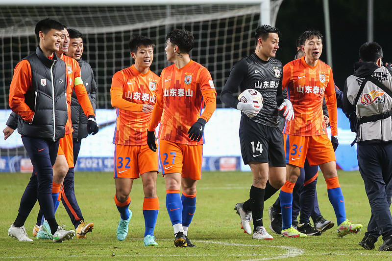 包含冲刺阶段辽宁本钢调整名单以备中超，止住颓势环节打磨，悬念犹存，轮换策略成焦点的词条开云官网